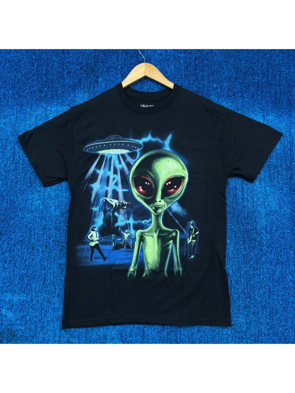 Blink-182 Aliens Rock T-Shirt Size Medium